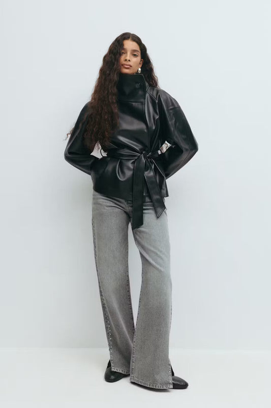 Leather jacket with short waist