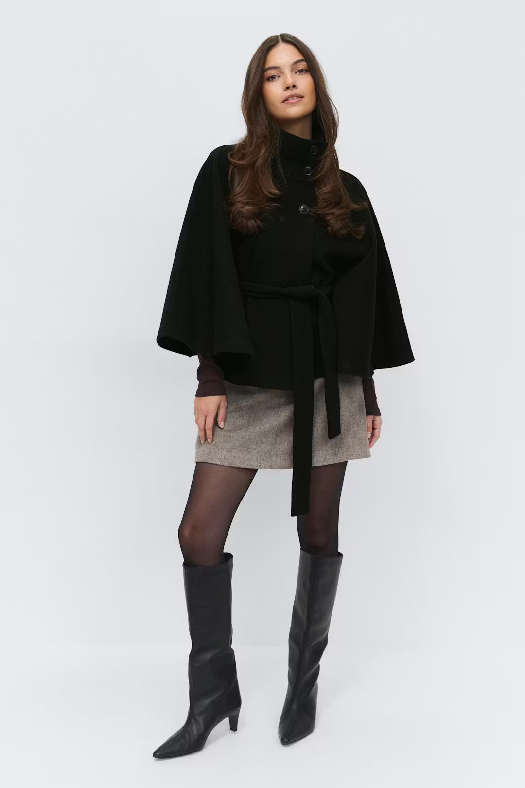 Jacket with belt