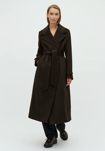 Long trench coat with belt 