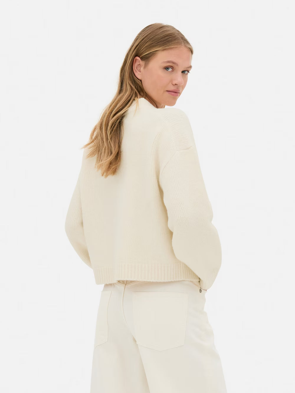 Arvielle Buttoned Knit Cardigan