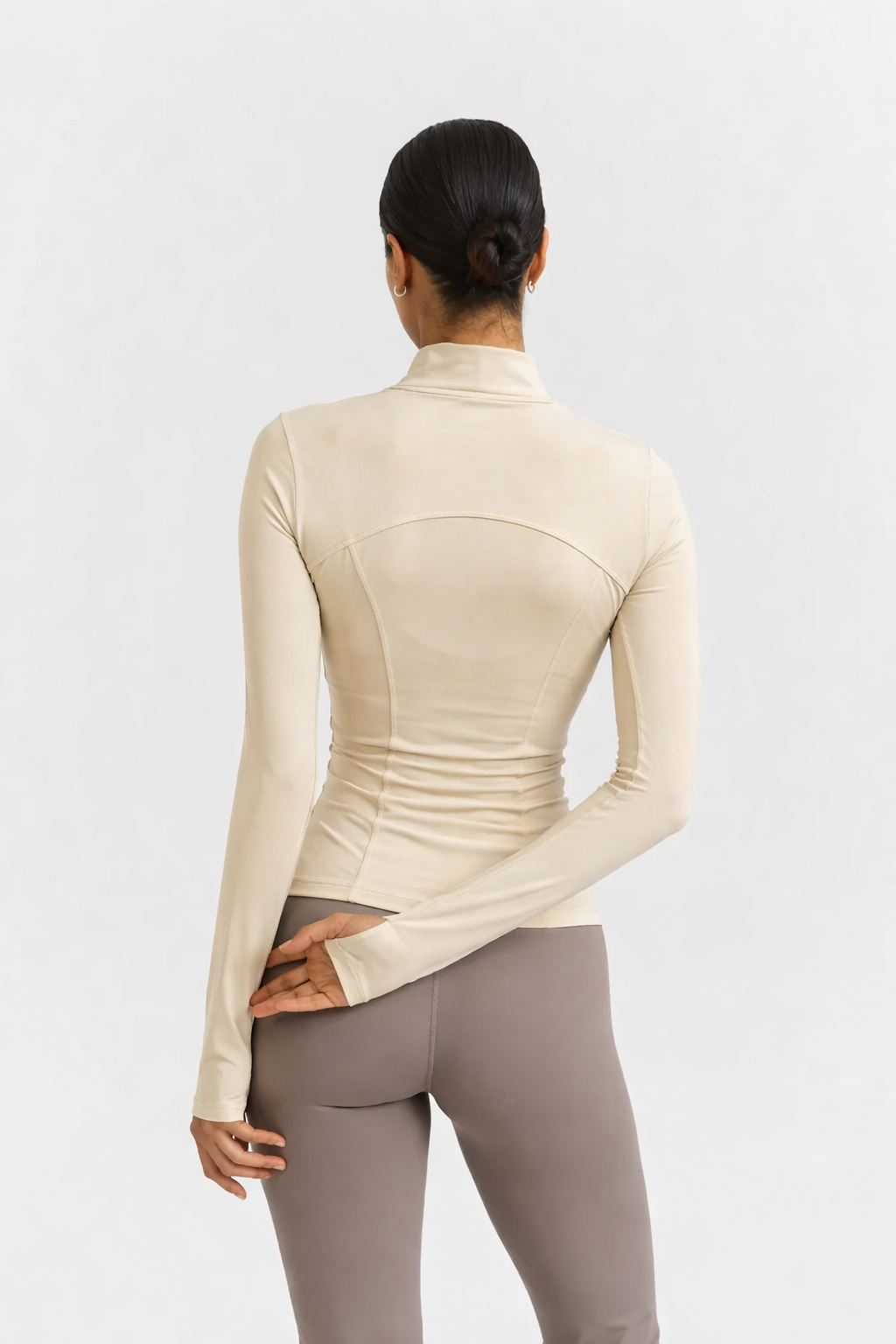 Sculpting sports jacket