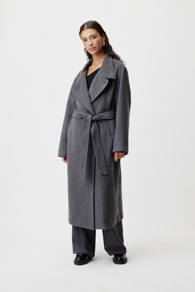 Long trench coat with belt 