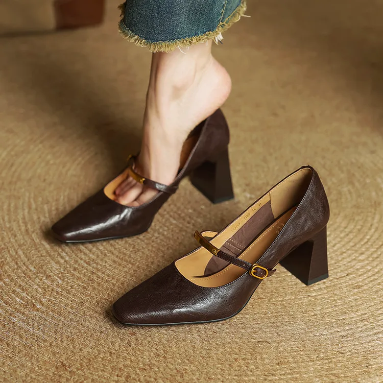 Women's Genuine Leather Pointed Shoes with Block Heel and Strap