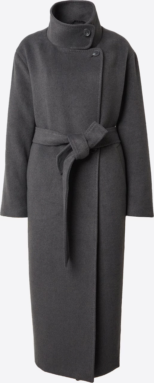 Long trench coat with belt 